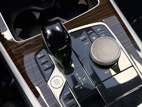 Used 2020 BMW X5 xDrive40i w/ Convenience Package AWD/4WD image 25