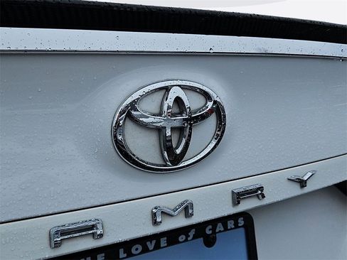 Used 2020 Toyota Camry SE image 24