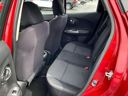 Used 2016 Nissan Juke S FWD image 11