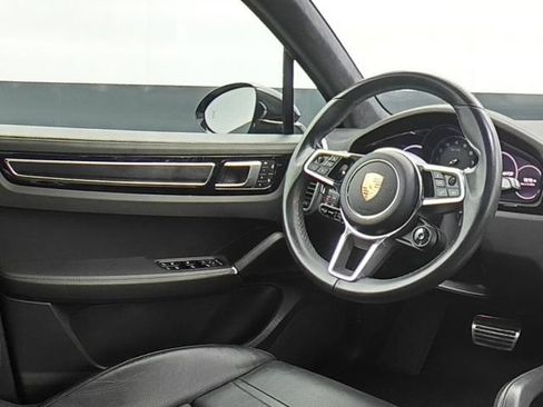 Used 2023 Porsche Cayenne GTS AWD/4WD image 16