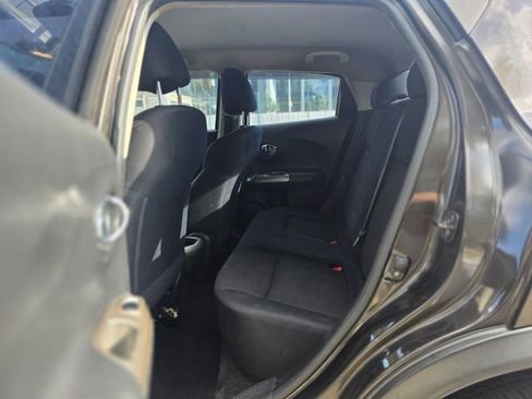 Used 2013 Nissan Juke S FWD image 29