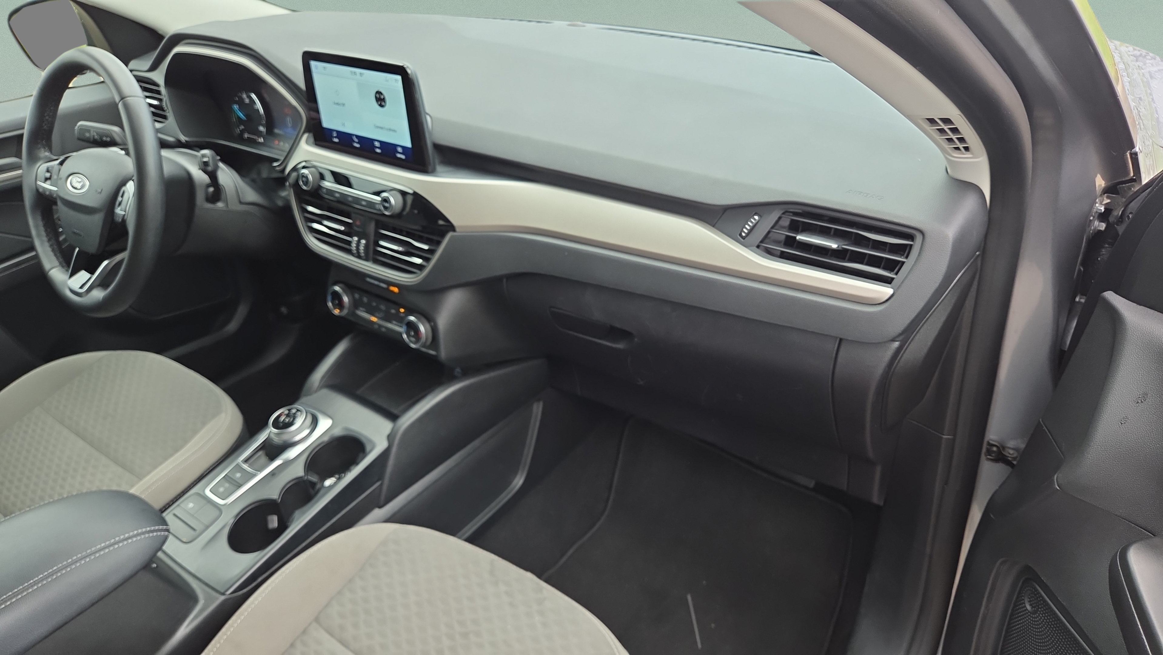 Used 2022 Ford Escape SE w/ Convenience Package FWD image 16