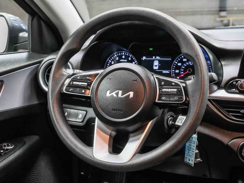 Used 2024 Kia Forte LXS w/ LXS Technology Package FWD image 19