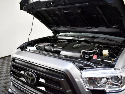 Used 2021 Toyota Tacoma SR image 44