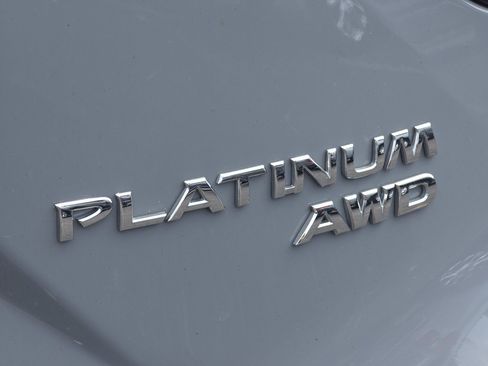 Used 2024 Nissan Murano Platinum AWD/4WD image 18