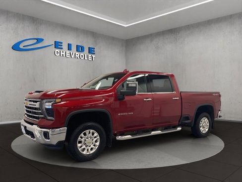 Used 2024 Chevrolet Silverado 2500 LTZ w/ Snow Plow Prep/Camper Package image 8