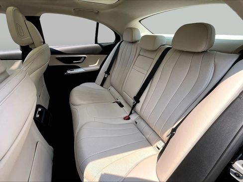 Certified 2025 Mercedes-Benz E 350 Sedan image 39