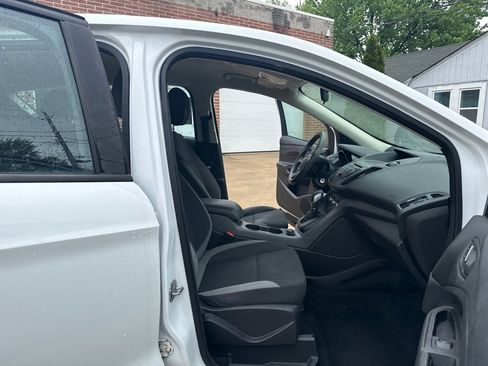 Used 2014 Ford Escape S FWD image 11