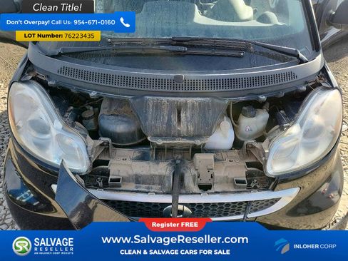 Used 2013 smart fortwo passion image 15