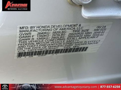 Used 2025 Acura MDX SH-AWD w/ Advance Package image 25