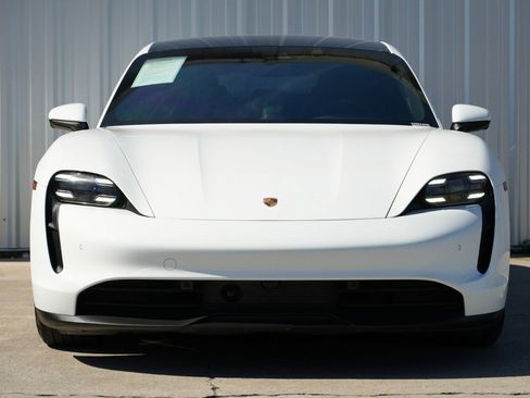 Used 2020 Porsche Taycan 4S w/ Premium Package image 7