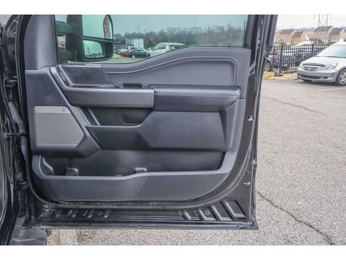 Used 2022 Ford F150 XLT w/ Equipment Group 302A High image 15