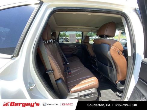Used 2023 Acura MDX SH-AWD w/ Advance Package image 24