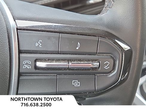 Used 2023 Chevrolet Colorado LT w/ LT Convenience Package II image 20