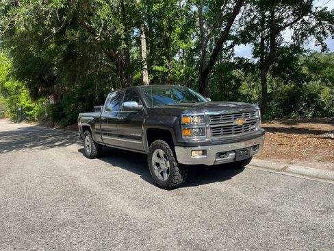 Used 2014 Chevrolet Silverado 1500 LTZ Z71 w/ LTZ Plus Package AWD/4WD image 9