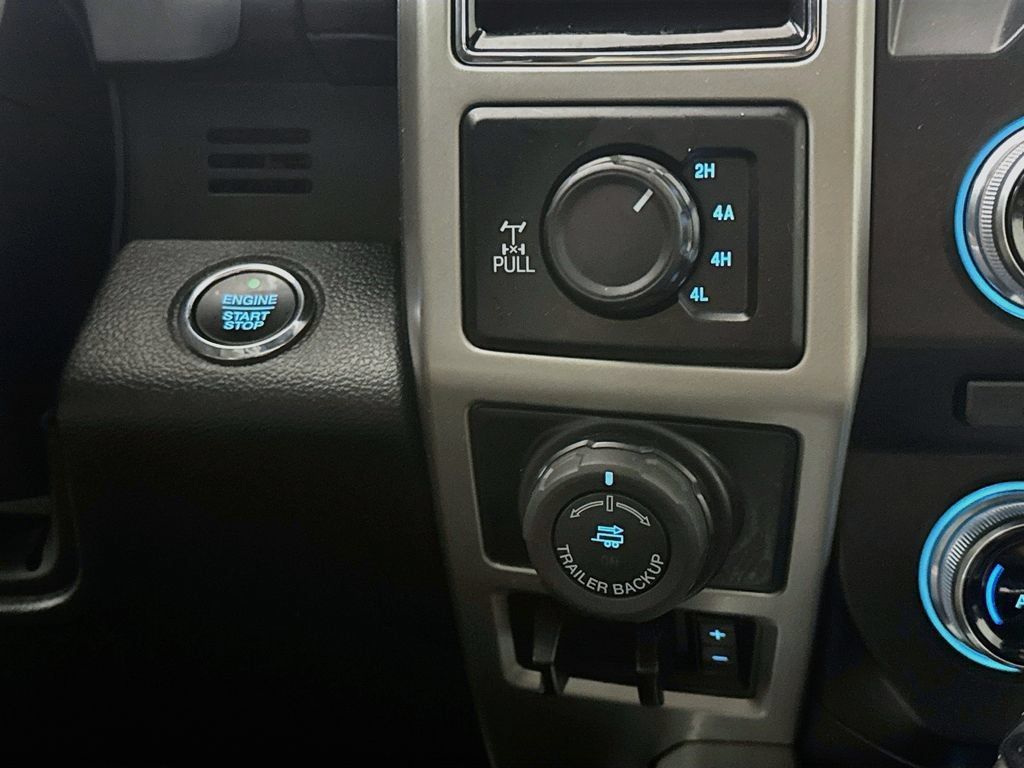 Used 2018 Ford F150 Lariat w/ Equipment Group 502A Luxury AWD/4WD image 23