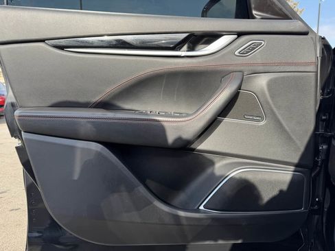 Used 2018 Maserati Levante GranSport image 26