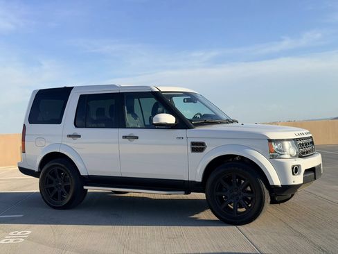 Used 2016 Land Rover LR4 HSE Silver Edition AWD/4WD image 6