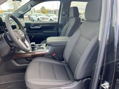 New 2026 GMC Sierra 1500 Elevation image 19