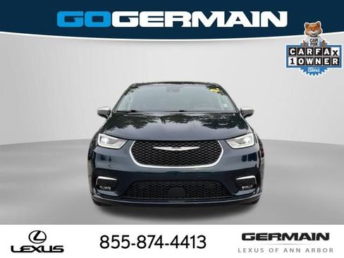 Used 2022 Chrysler Pacifica Limited FWD image 11