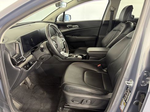 Used 2023 Kia Sportage EX image 6