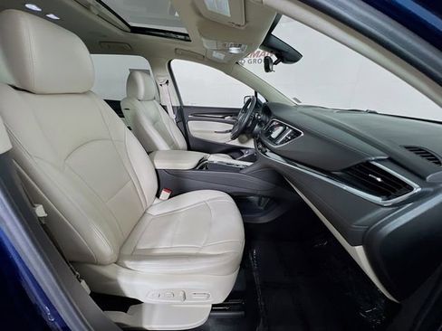 Used 2022 Buick Enclave Premium w/ Experience Buick Package FWD image 43
