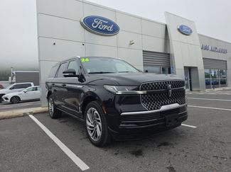 Used 2026 Lincoln Navigator Reserve AWD/4WD video 1