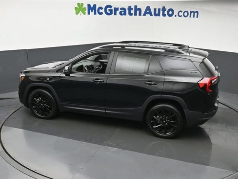 Used 2024 GMC Terrain SLE w/ Driver Convenience Package FWD image 24