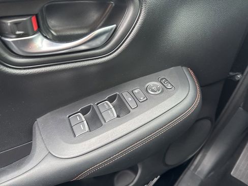 Certified 2023 Honda HR-V Sport image 23