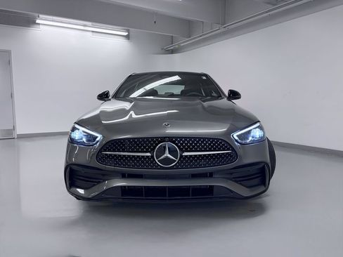 Used 2022 Mercedes-Benz C 300 4MATIC Sedan image 4