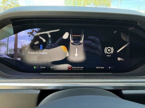 Used 2021 Tesla Model S Plaid image 29