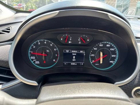 Used 2023 Chevrolet Malibu LT FWD image 19