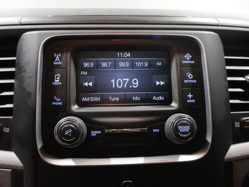 Used 2019 RAM 1500 Express w/ Express Value Package AWD/4WD image 24
