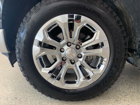 Used 2023 Chevrolet Silverado 1500 LTZ w/ Technology Package image 10