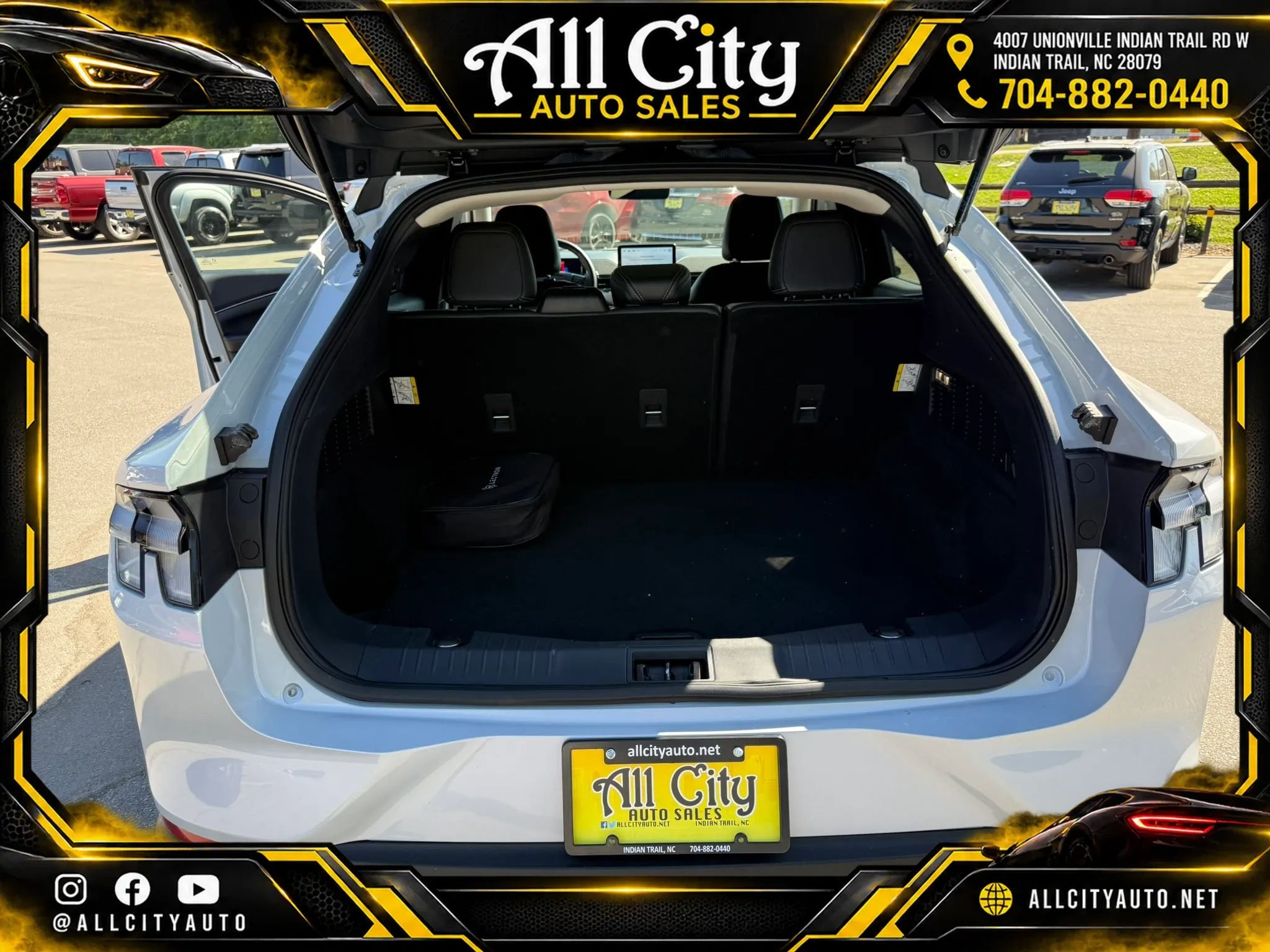 Used 2023 Ford Mustang Mach-E Select RWD image 41