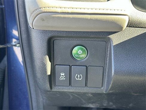 Used 2016 Honda HR-V LX image 23