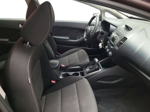 Used 2017 Kia Forte LX FWD image 21