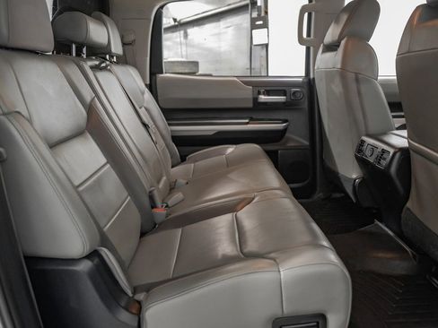 Used 2018 Toyota Tundra Limited AWD/4WD image 32