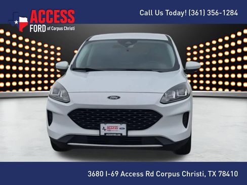 Used 2021 Ford Escape SE FWD image 3