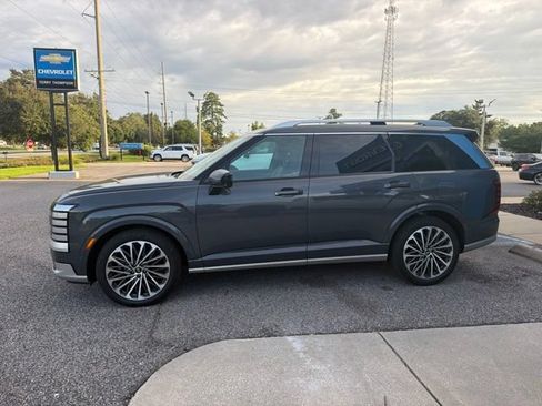 Used 2026 Hyundai Palisade Calligraphy FWD image 8