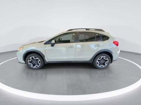 Used 2017 Subaru Crosstrek 2.0i Premium w/ Popular Package #1 AWD/4WD image 5