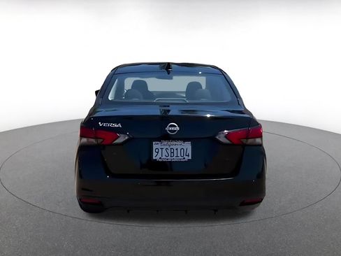 Used 2025 Nissan Versa SV FWD image 12