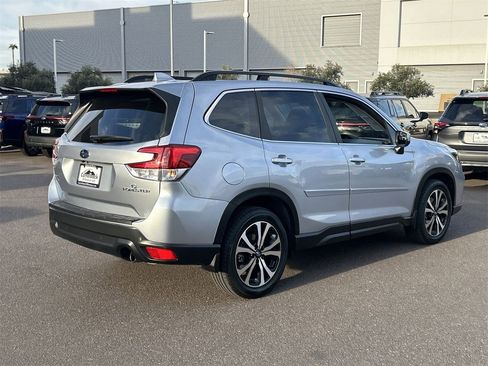 Used 2021 Subaru Forester Limited w/ Popular Package #3 image 5