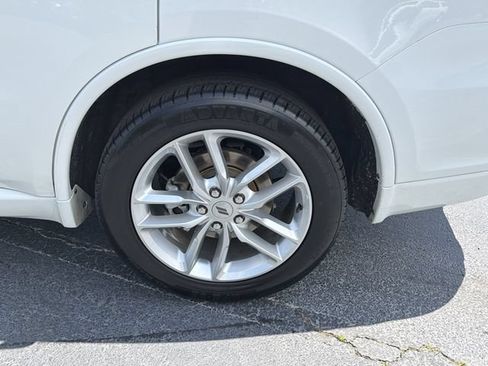 Used 2024 Dodge Durango GT RWD image 31