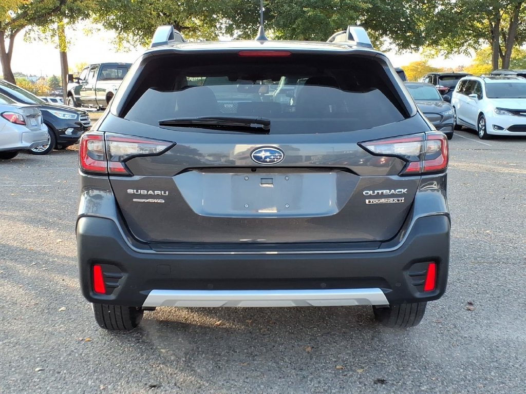 Used 2021 Subaru Outback Touring XT AWD/4WD image 4