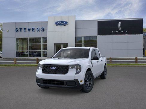 New 2026 Ford Maverick XLT w/ XLT Luxury Package image 3