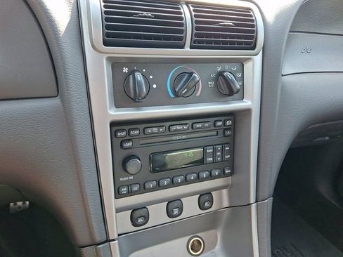 Used 2003 Ford Mustang Mach 1 RWD image 23