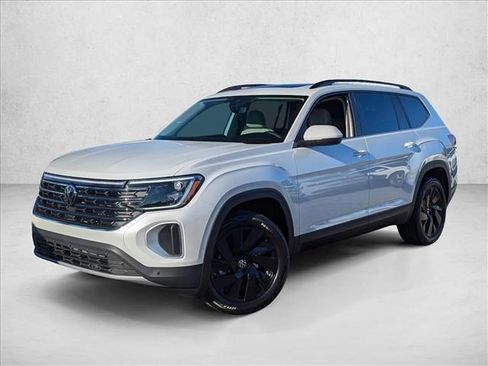 New 2026 Volkswagen Atlas SE image 1