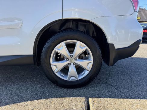 Used 2016 Subaru Forester 2.5i w/ Alloy Wheel Package AWD/4WD image 6