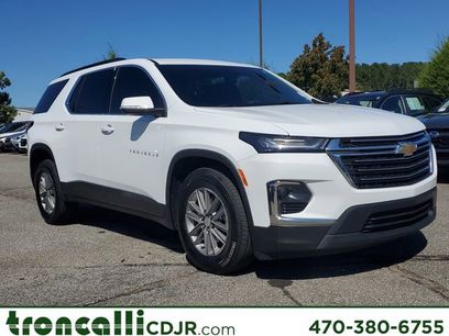 Used 2023 Chevrolet Traverse LT